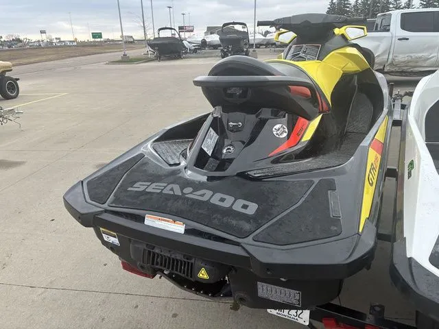 Slide: The Image of Sea-Doo GTR 2015 - 5