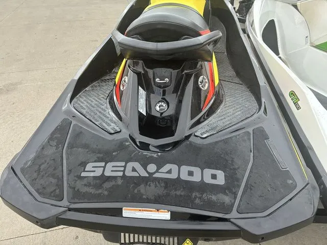 Slide: The Image of Sea-Doo GTR 2015 - 7