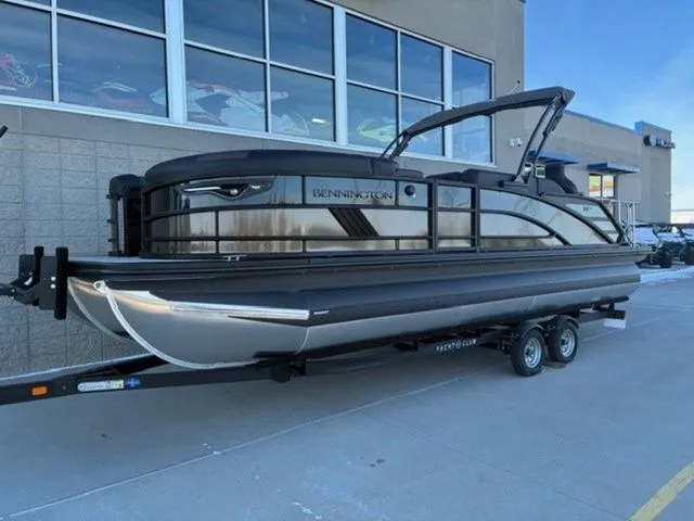 The Image of Bennington M Fish & Cruise 24 MS 2026 - 1