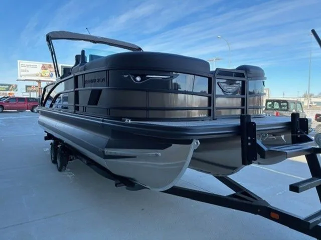 Slide: The Image of Bennington M Fish & Cruise 24 MS 2026 - 4