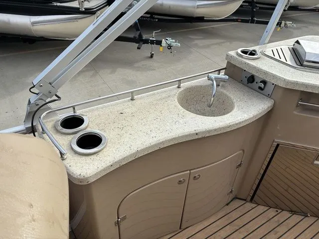 Slide: The Image of Harris Solstice 220 2015 - 27