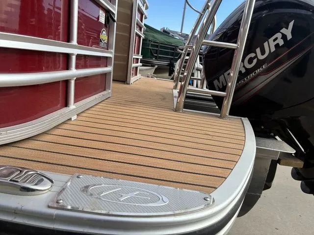 Slide: The Image of Harris Solstice 220 2015 - 7