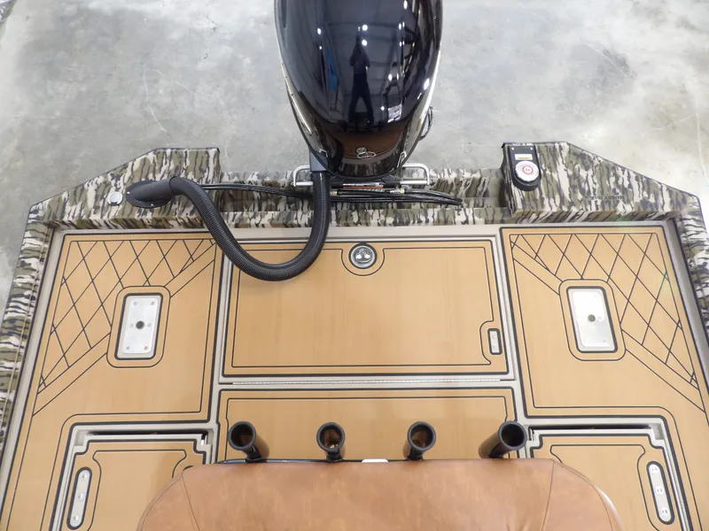 Slide: The Image of Avid 20CC Rogue 2026 - 10