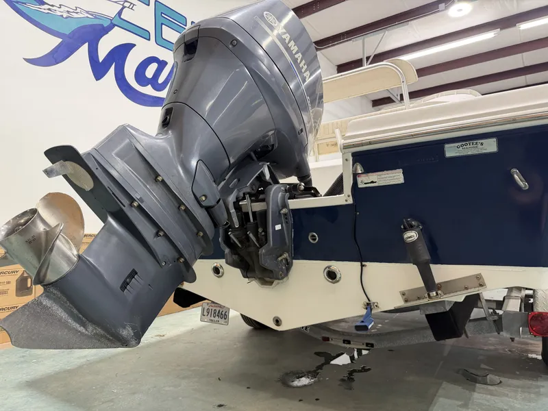 Slide: The Image of Sailfish 2100CC BAY 2013 - 10