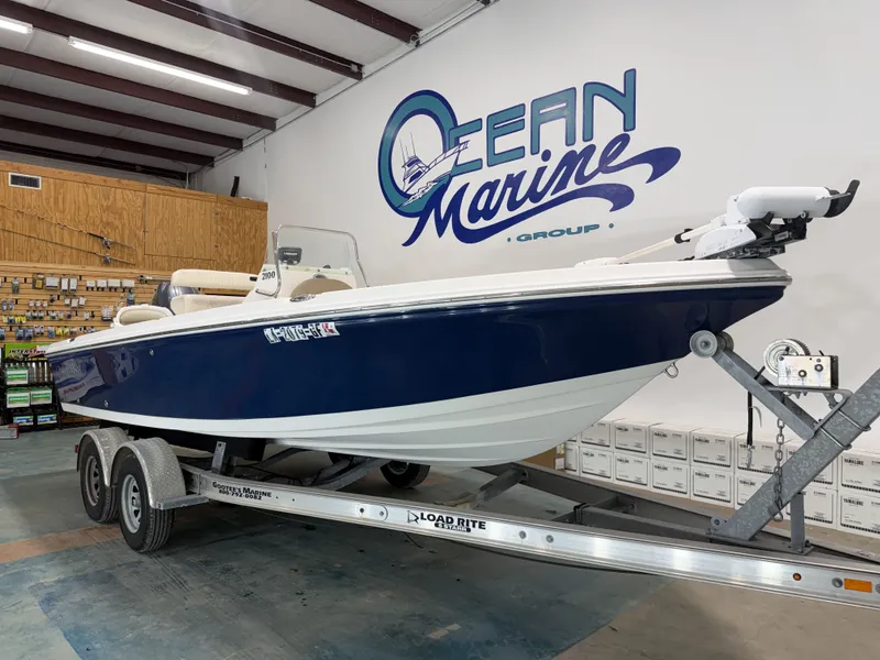 Slide: The Image of Sailfish 2100CC BAY 2013 - 11