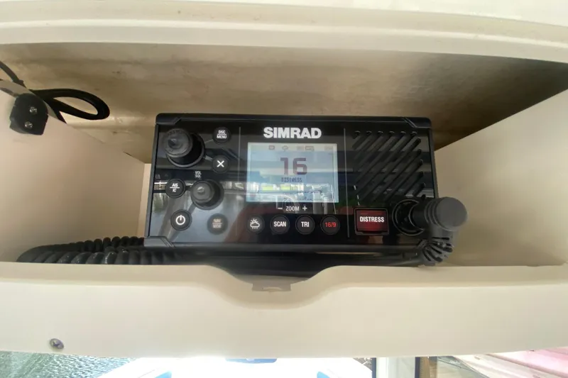 Slide: The Image of Simrad VHF - 14
