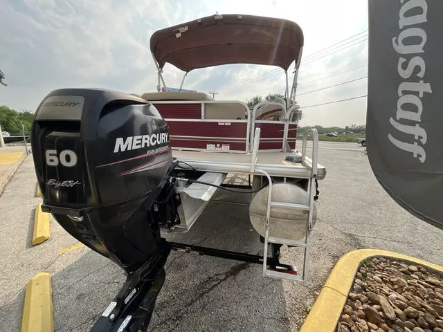 Slide: The Image of Sun Tracker Party Barge 24 XP3 2018 - 6