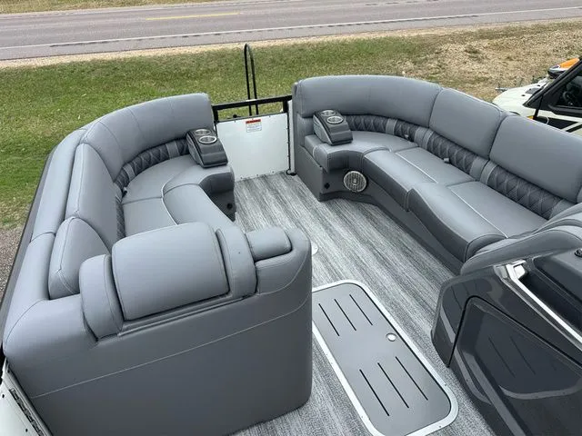 Slide: The Image of Bennington QX Quad Bench 25 QXFBA 2026 - 6
