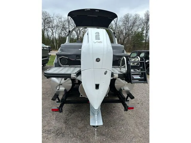 Slide: The Image of Bennington QX Quad Bench 25 QXFBA 2026 - 9