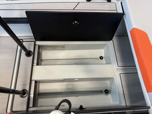 Slide: The Image of Veer Veer V13 2023 - 7