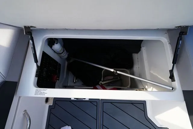 Slide: The Image of Cobalt R6 2021 - 12