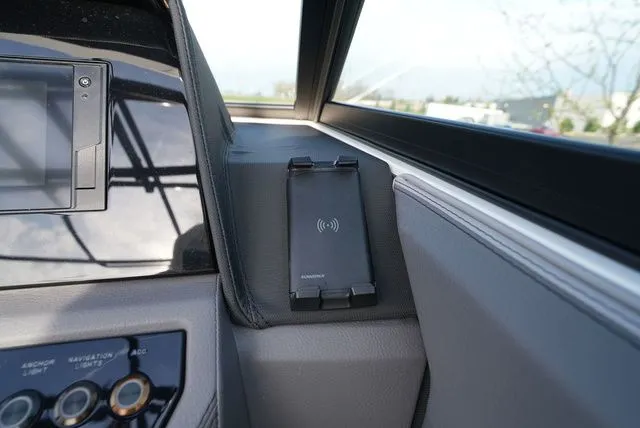 Slide: The Image of Cobalt R6 2021 - 23