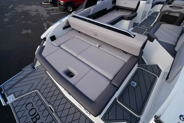 Slide: The Image of Cobalt R6 2021 - 4