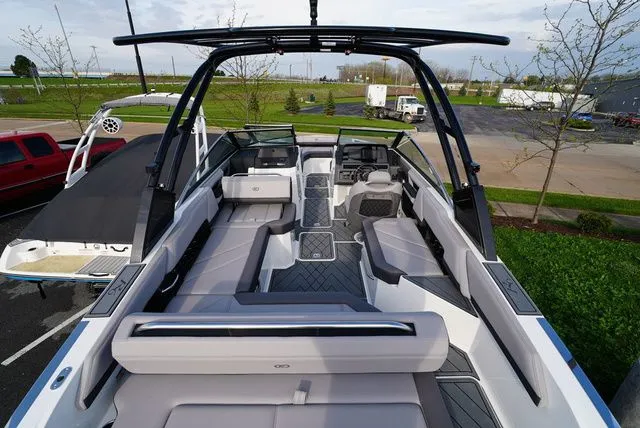 Slide: The Image of Cobalt R6 2021 - 7