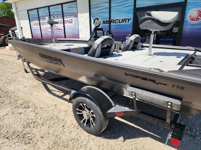 Slide: The Image of Smoker Craft Viper 175 Pro 2026 - 3