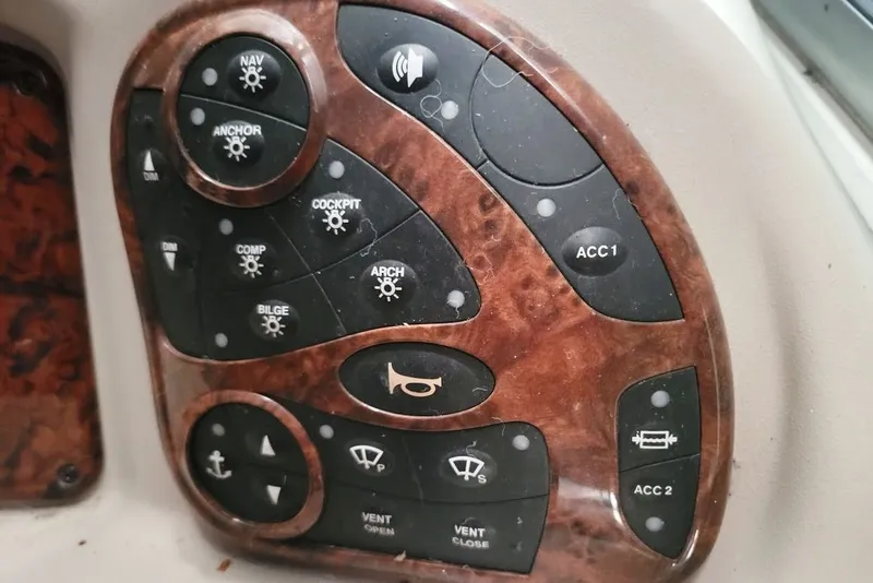 Slide: The Image of Stbd Switch Panel - 19