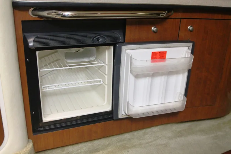 Slide: The Image of Sea Ray Sundancer 320 2007 - 29