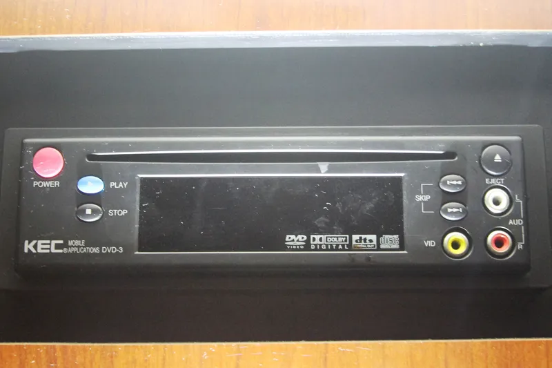 Slide: The Image of Sea Ray Sundancer 320 2007 - 31