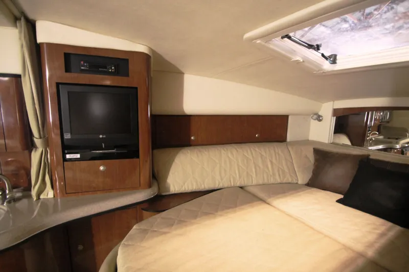 Slide: The Image of Sea Ray Sundancer 320 2007 - 32