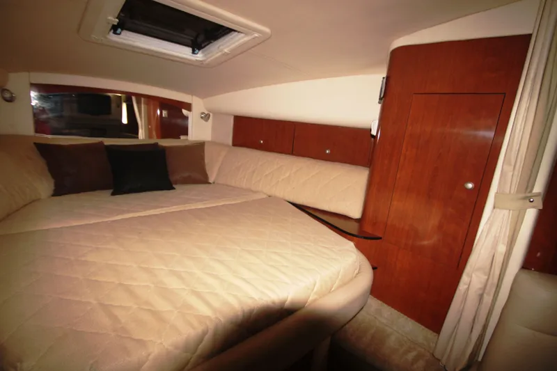 Slide: The Image of Sea Ray Sundancer 320 2007 - 33