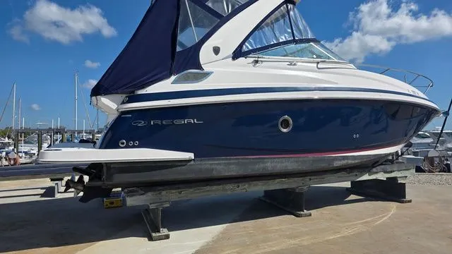 Slide: The Image of Regal 28 Express 2018 - 6