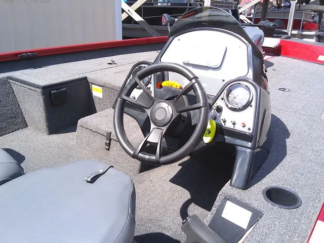 Slide: The Image of Lowe 175SC 2021 - 8