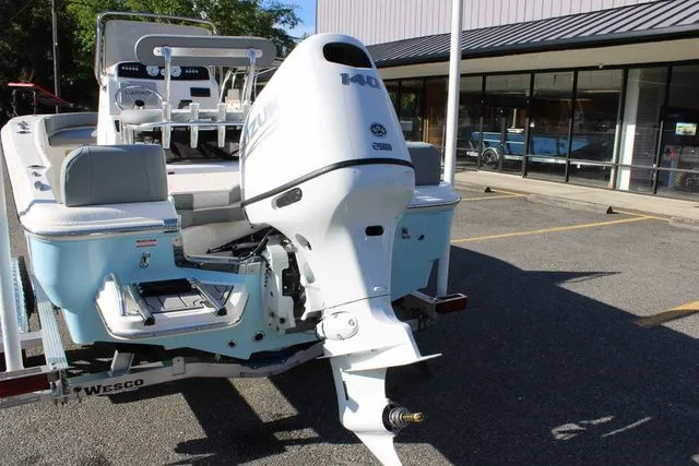 Slide: The Image of Pioneer 180 Islander 2026 - 13