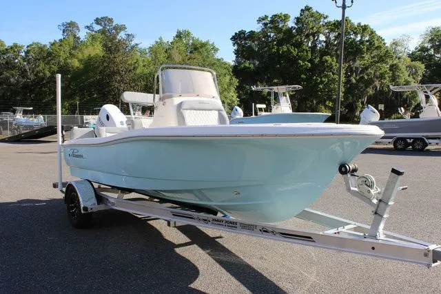 Slide: The Image of Pioneer 180 Islander 2026 - 7