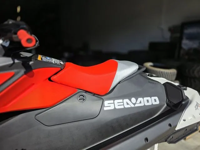 Slide: The Image of Sea-Doo Spark Trixx For 1 Rotax 900 ACE - 90 Ibr And Au 2026 - 16