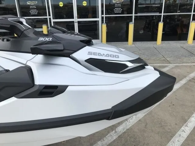 Slide: The Image of Sea-Doo GTX 2024 - 14