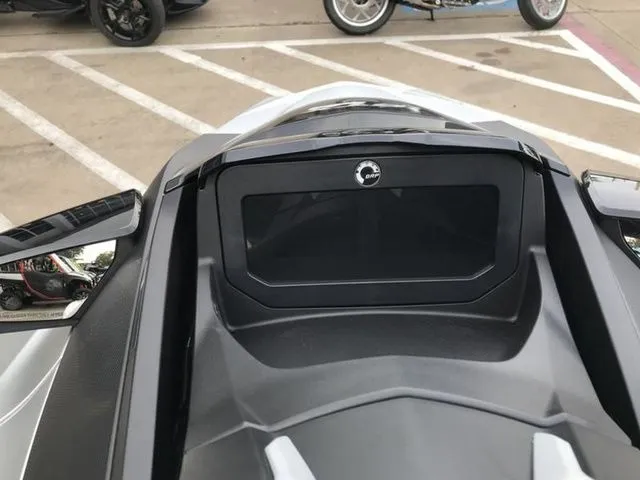 Slide: The Image of Sea-Doo GTX 2024 - 16