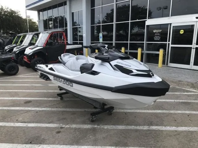 Slide: The Image of Sea-Doo GTX 2024 - 5