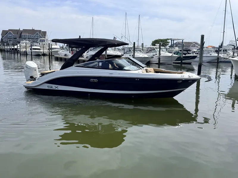 Slide: The Image of Sea Ray SLX 260 Outboard 2027 - 2