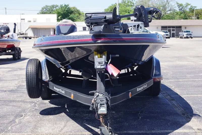 Slide: The Image of 2018 Ranger Z519 boat on trailer in parking lot, front view. - 4
