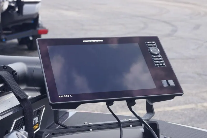 Slide: The Image of Humminbird Xplore 12 fishfinder on 2026 Skeeter FXR20 PRO boat dashboard. - 21