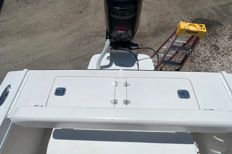 Slide: The Image of 2009 Steiger Craft 255 Miami boat with Suzuki 250 engine, viewed from above. - 31