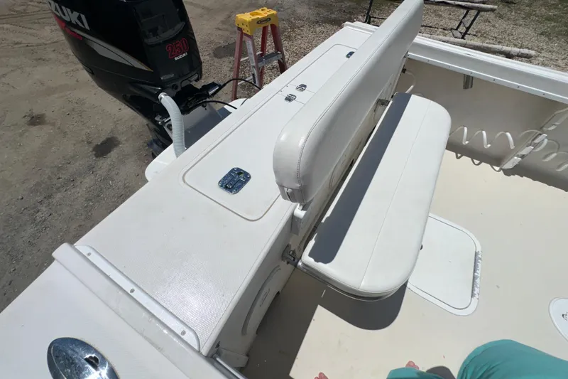 Slide: The Image of 2009 Steiger Craft 255 Miami boat interior with Suzuki 250 engine. - 37