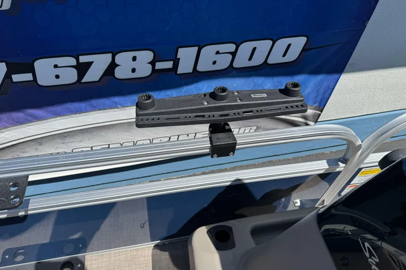 Slide: The Image of 2025 Sun Tracker Bass Buggy 18 DLX boat accessory mount detail. - 15
