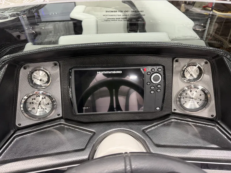 Slide: The Image of Montego Bay 8522 Swingback Premium Deluxe Pontoon & Honda 4-Stroke EFI 2026 - 14