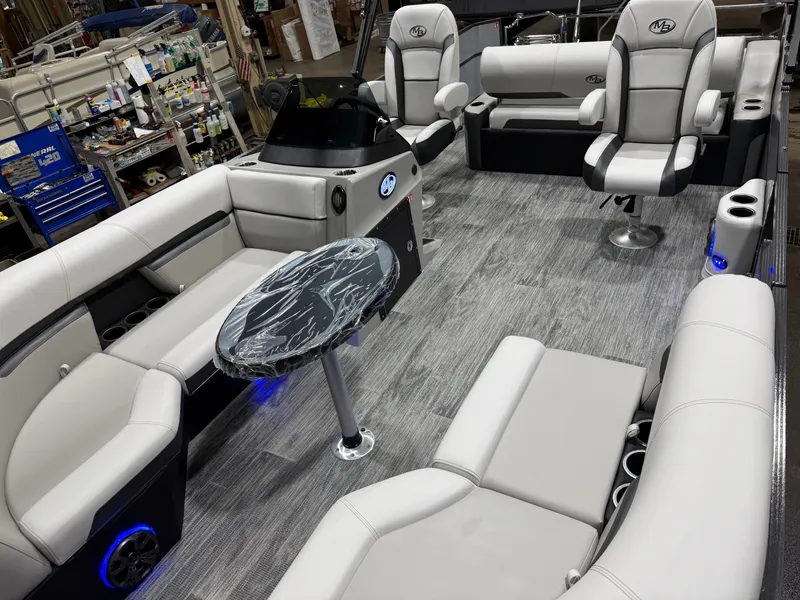 Slide: The Image of Montego Bay 8522 Swingback Premium Deluxe Pontoon & Honda 4-Stroke EFI 2026 - 29