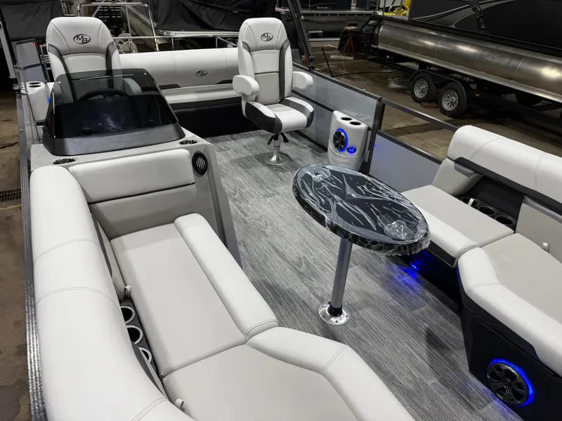 Slide: The Image of Montego Bay 8522 Swingback Premium Deluxe Pontoon & Honda 4-Stroke EFI 2026 - 30