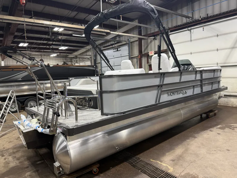 Slide: The Image of Montego Bay 8522 Swingback Premium Deluxe Pontoon & Honda 4-Stroke EFI 2026 - 43
