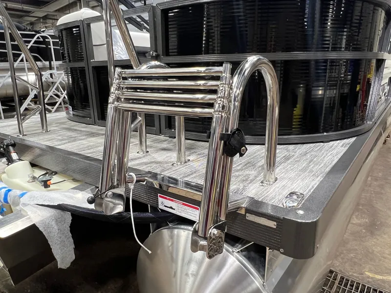 Slide: The Image of Montego Bay 8522 Quad Lounger BR Deluxe Pontoon & Honda 4-Stroke EFI 2026 - 27