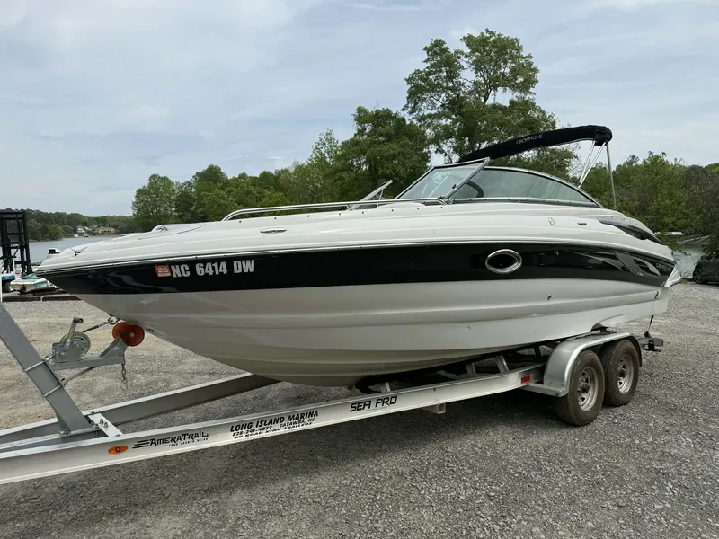 Slide: The Image of Crownline Boats 240 LS 2008 - 6