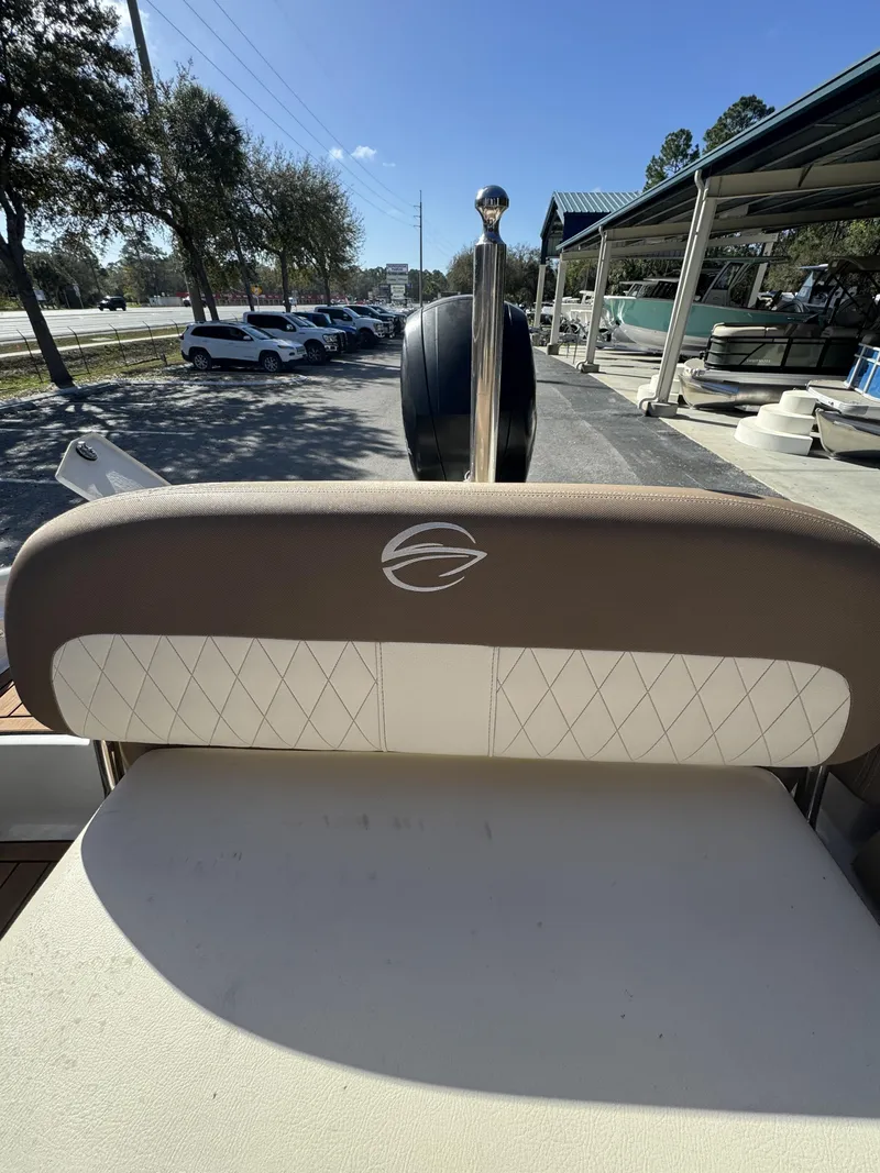Slide: The Image of Crownline Boats Eclipse E21 XS 2018 - 20