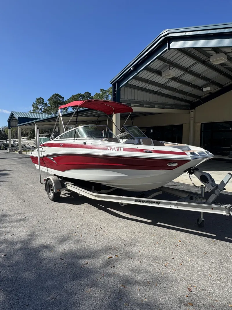 Slide: The Image of Crownline Boats Eclipse E21 XS 2018 - 24