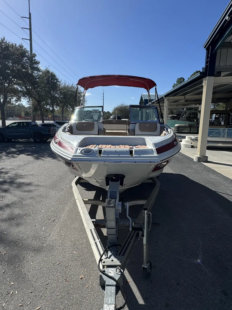 Slide: The Image of Crownline Boats Eclipse E21 XS 2018 - 4