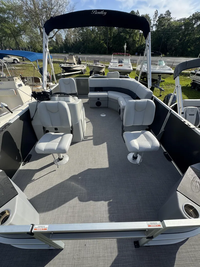 Slide: The Image of Bentley Pontoons LE 180 3 POINT 2023 - 21