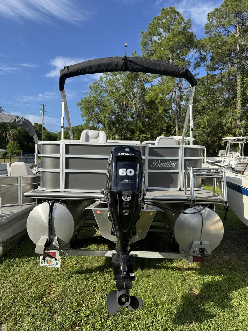 Slide: The Image of Bentley Pontoons LE 180 3 POINT 2023 - 6