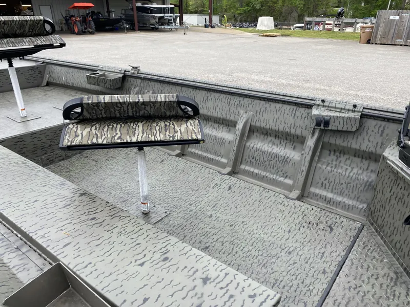 Slide: The Image of War Eagle Sportsman 648LDV 2025 - 8